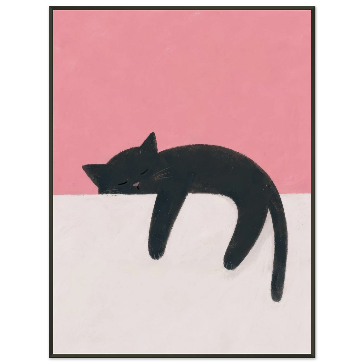 Schlafende schwarze Katze mit Pfoten und Schwanz über einem cremefarbenen Rand vor korallrosa Hintergrund