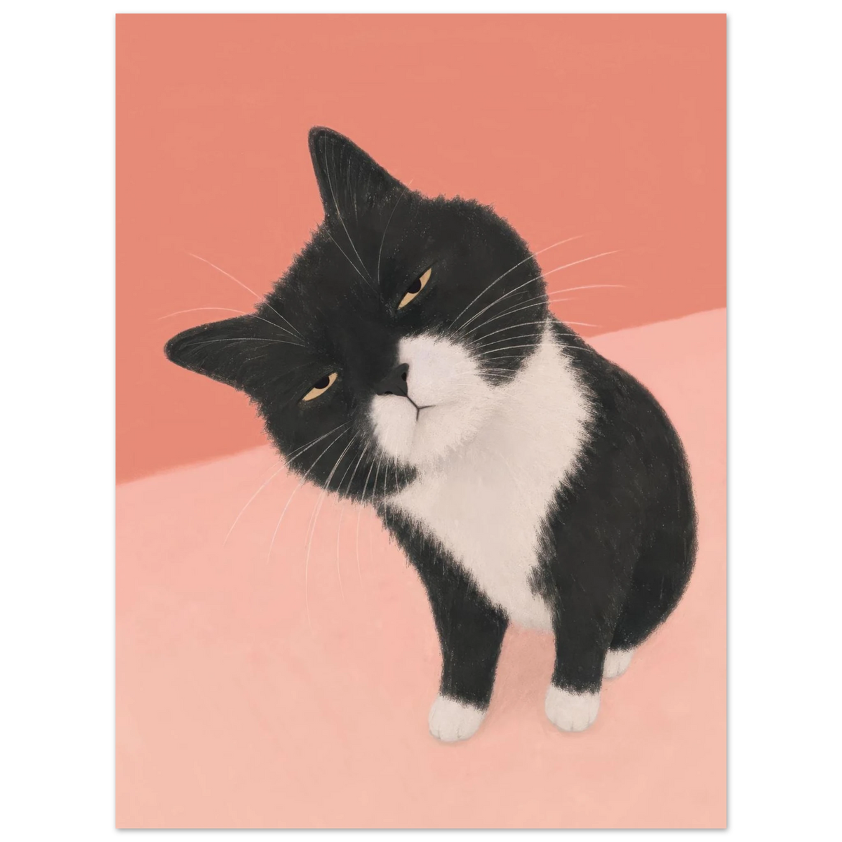 Schwarz-weiße Katze mit schief gelegtem Kopf und skeptischem Blick vor korallrosa Hintergrund — Hm, wie bitte? von Sasha Liley